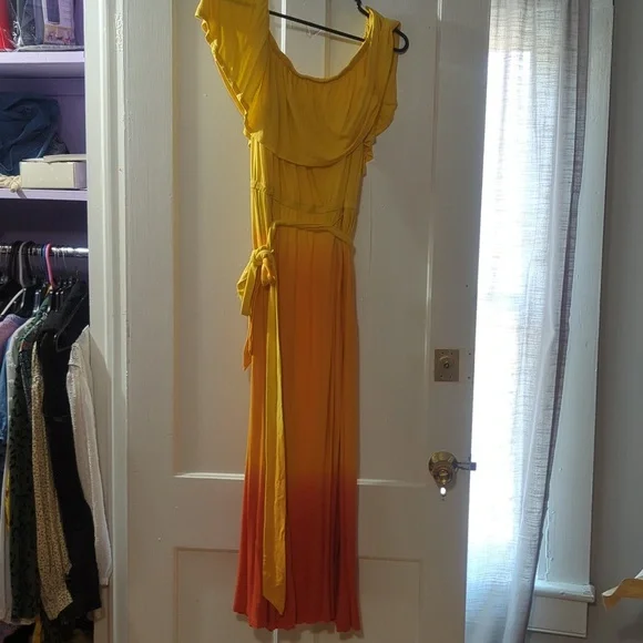 lane bryant gold dress LANE BRYANT 22 DRESS W Retail Therapy Resale Boutique